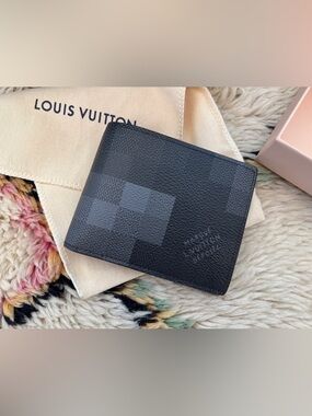 Louis Vuitton Pharrell WilliamsBlack & Gray Damier Graphite Men's Bi-Fold Wallet